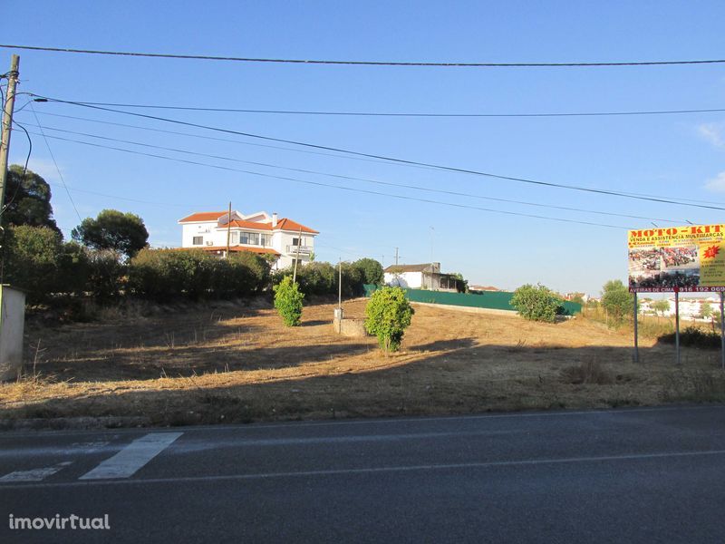 Terreno urbano 2100m2 Nacional 3 Cartaxo C/ projeto aprovado