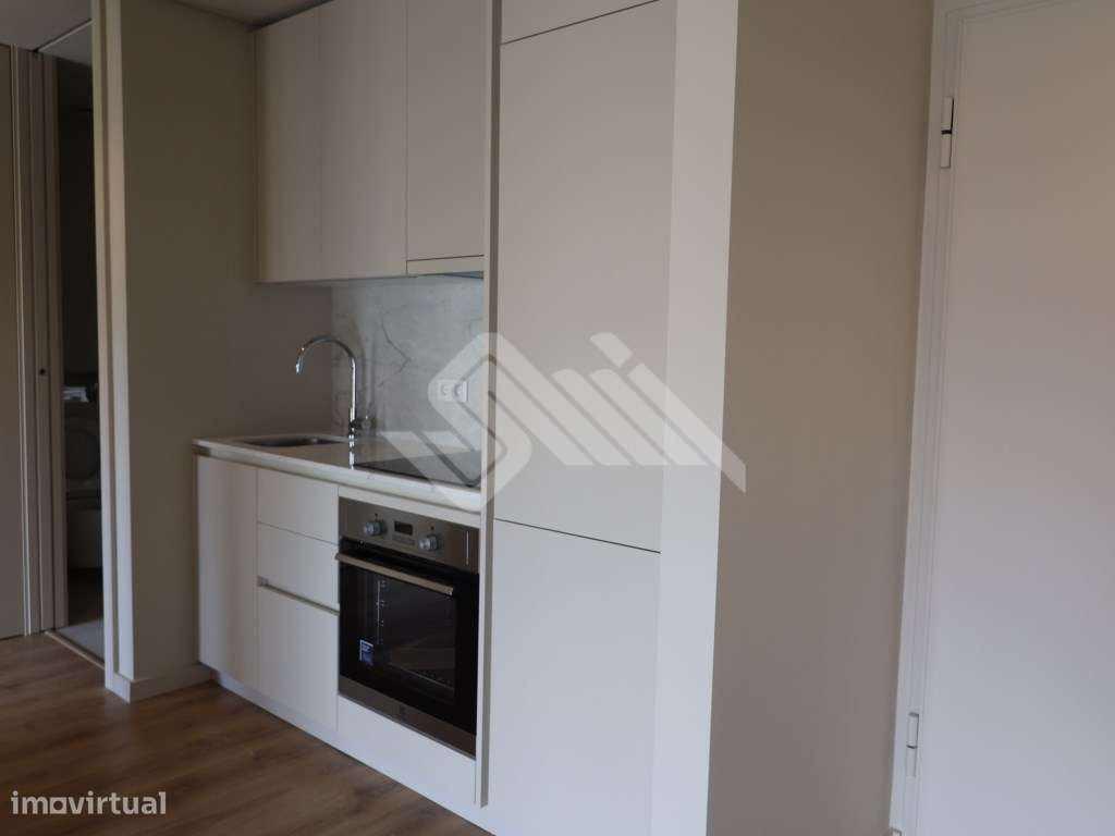 Apartamento T1 com Vista Panorâmica - Rotunda da Boavista / Casa da...-6