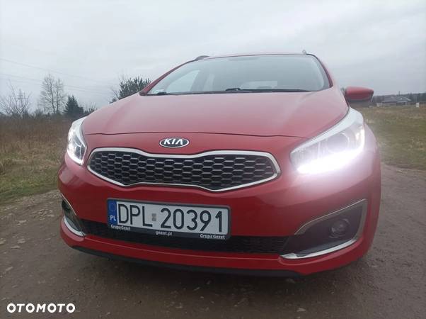 Kia Ceed - 6