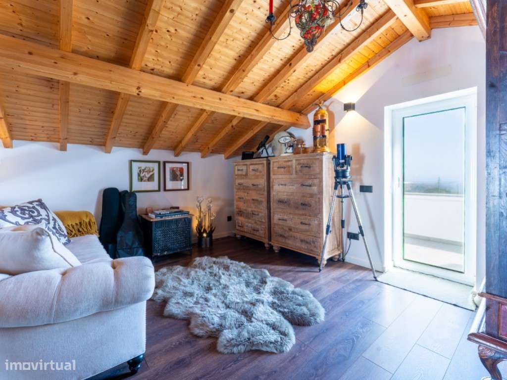 Moradia T3 com Piscina e Próxima do Mar na Serra do Bouro-6