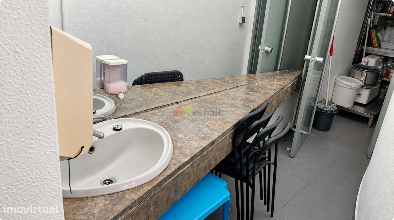 Av. Luísa Todi: Trespasse de Restaurante Pronto a Faturar – Vista Mar-50