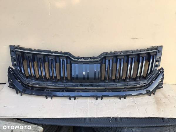 Grill atrapa Skoda Kodiaq - 1