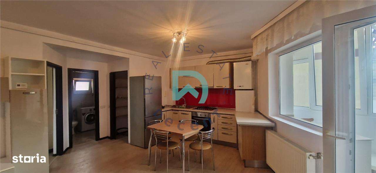 2 camere, Tractorul, parcare, 2 balcoane - Imagine principală: 3/15