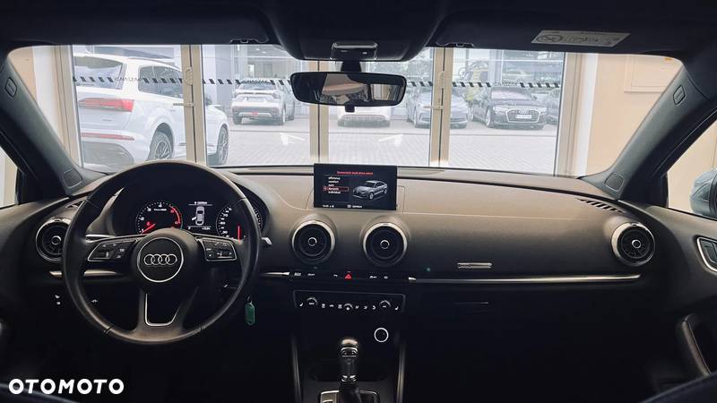 Audi A3 1.6 TDI Sport S tronic - 10