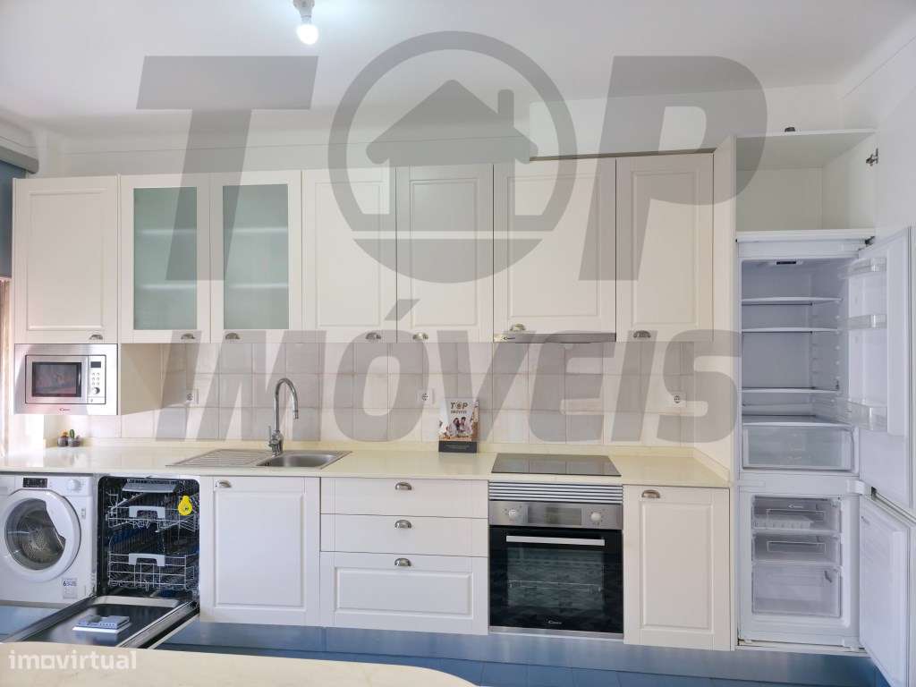 Apartamento T3 - Remodelado -na Avenida Ernest Solvay - Póvoa de Sa... - Grande imagem: 5/14