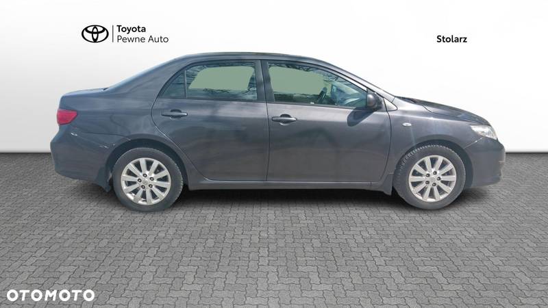 Toyota Corolla 1.6 Luna - 8