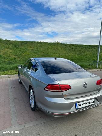 Volkswagen Passat 2.0 TDI DSG Highline - 5