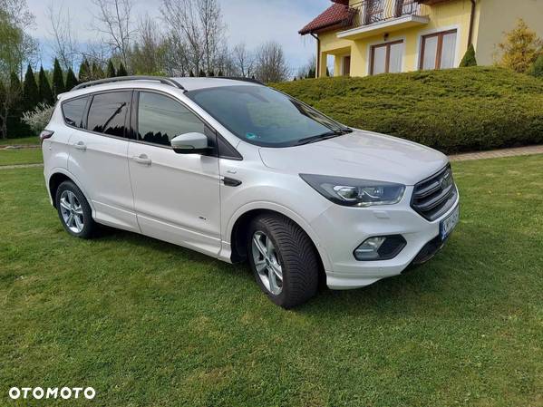 Ford Kuga - 3