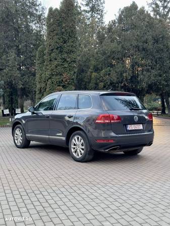 Volkswagen Touareg 3.0 V6 TDI Blue Motion DPF Automatik - 7