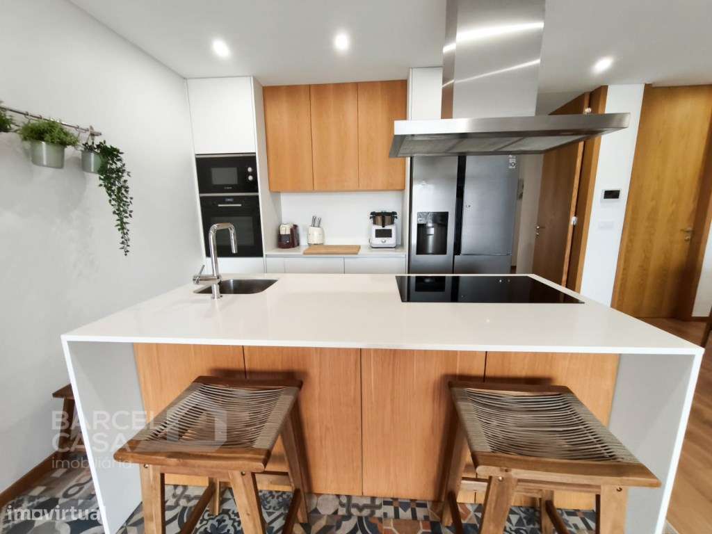 Oportunidade Única: Moradia T3 Térrea Semi-Nova em Manhente!-4