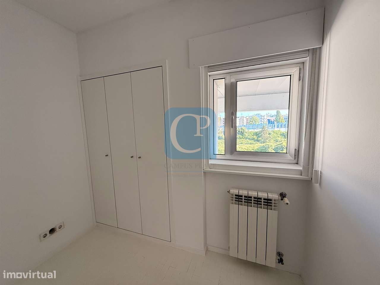 Apartamento T2 com lugar de garagem e arrumos em Vermoim na Maia-28