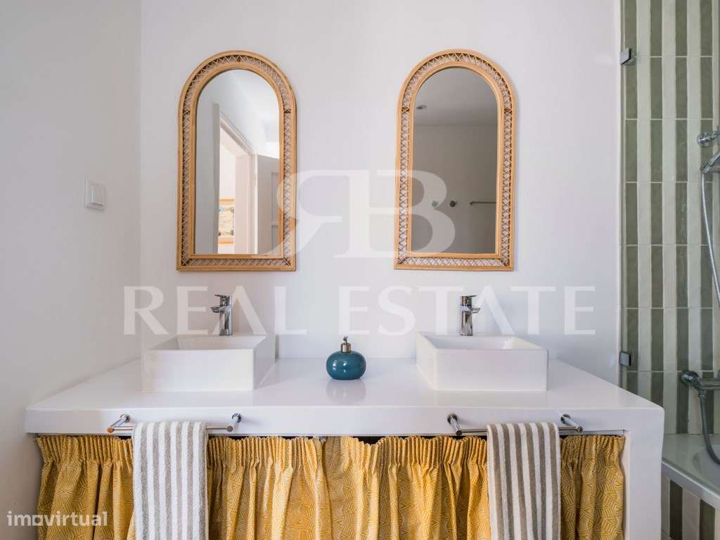 T3 com 1 Suite + Pátio comum e alguma VISTA RIO | RESTELO - Lisboa.-31