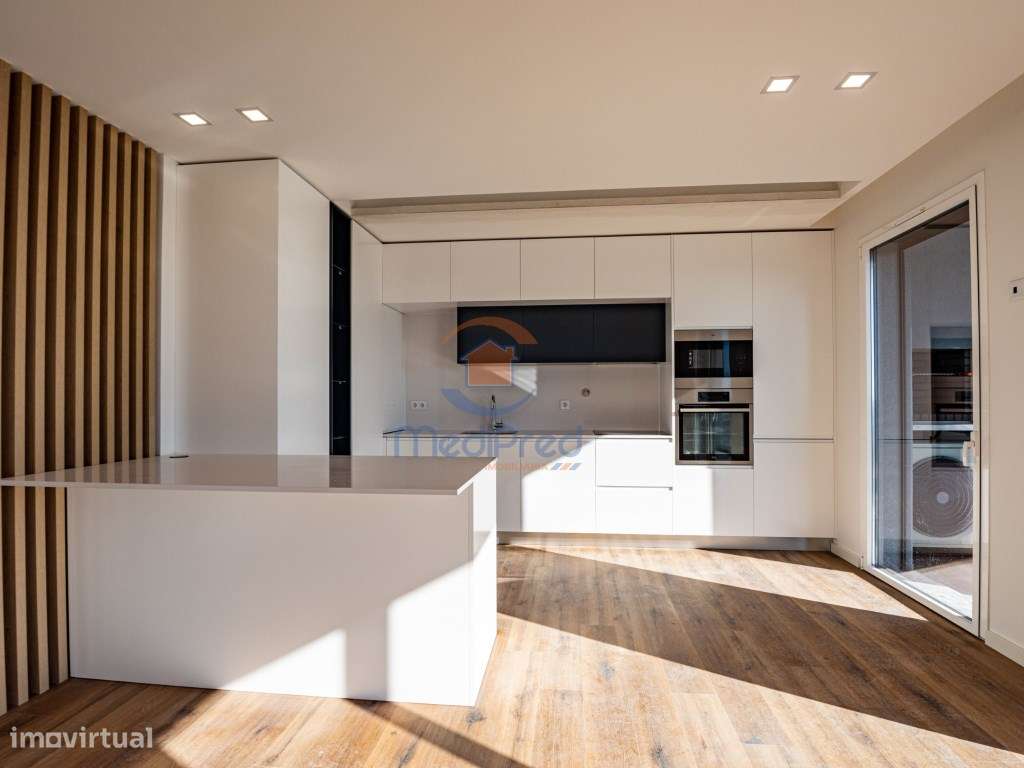 Apartamentos T2 NOVOS c/ 2 Varandas e BOX | Santo António dos Caval... - Grande imagem: 5/21