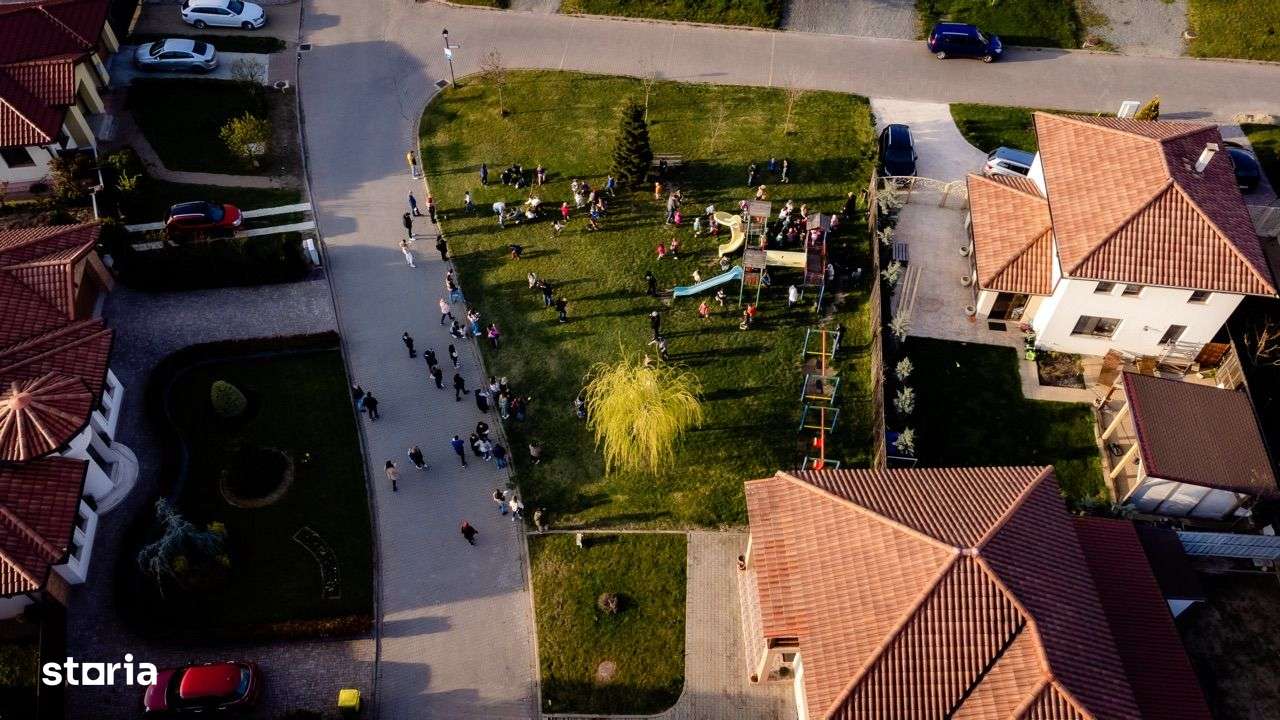 Teren intravilan pentru construcții complementare P+4+M-12