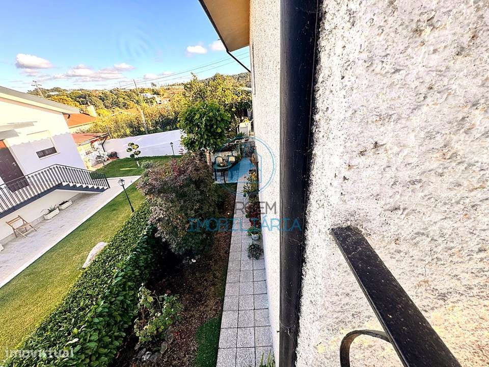 Moradia T3 com jardim e terreno | Lousado-18