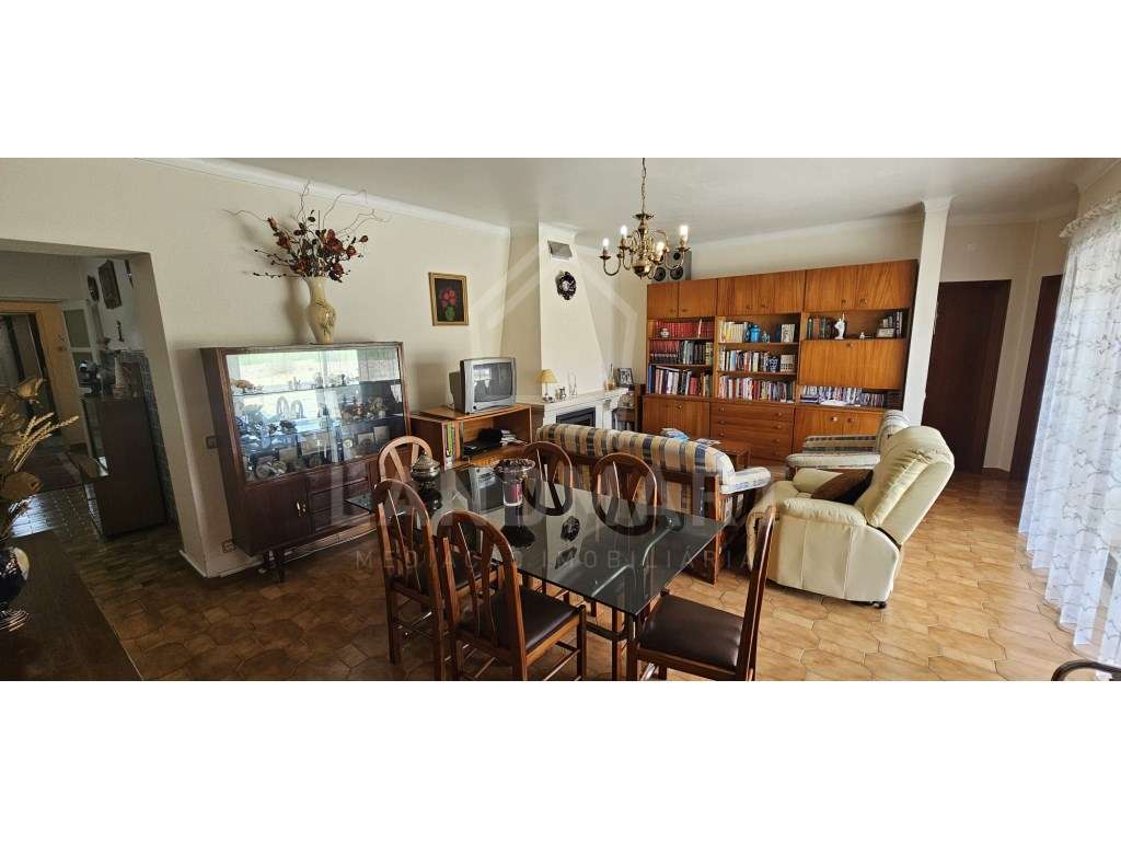 Moradia T6, Centro da Benedita-6