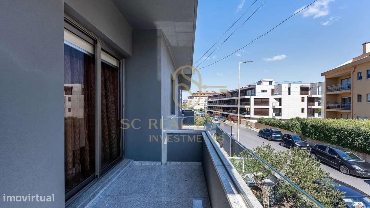 Moradia T4 com Piscina, 3 frentes, 300 mts Praia, São Félix Marinha-22