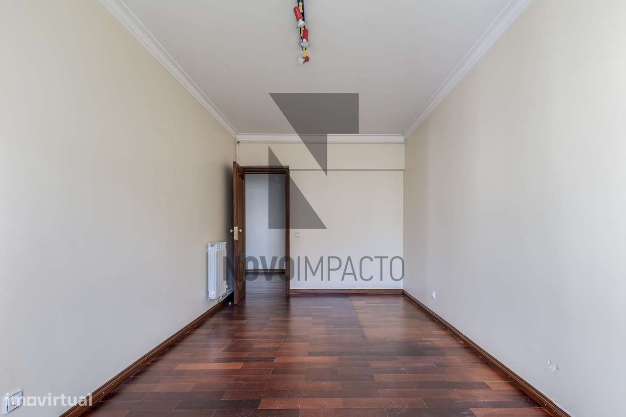 T4 Espaçoso no Centro do Montijo – Excelente Oportunidade-28