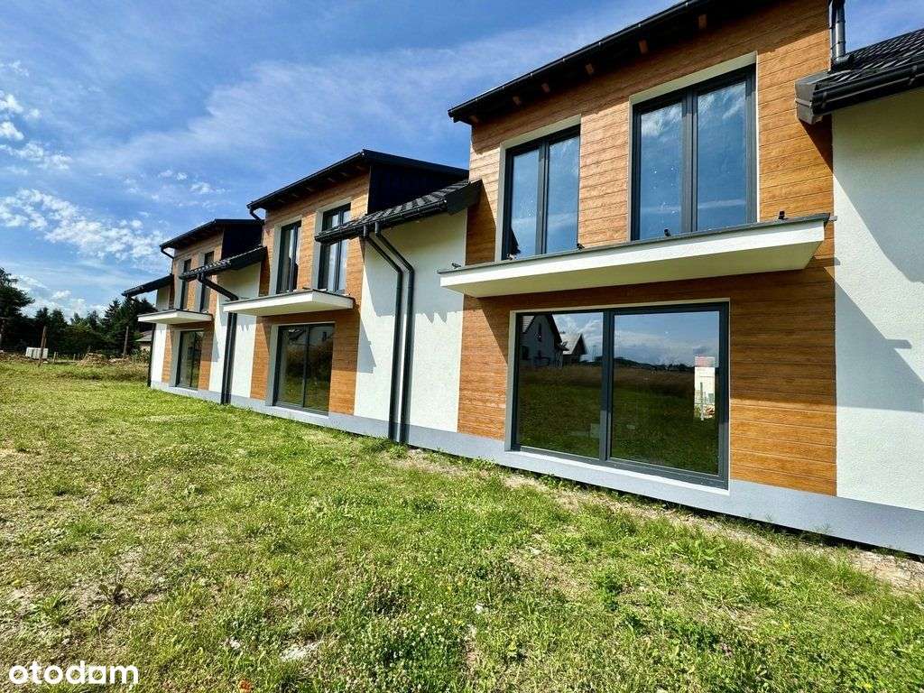 Szeregówka|garaż| 5 pokoi|wszystkie media-0