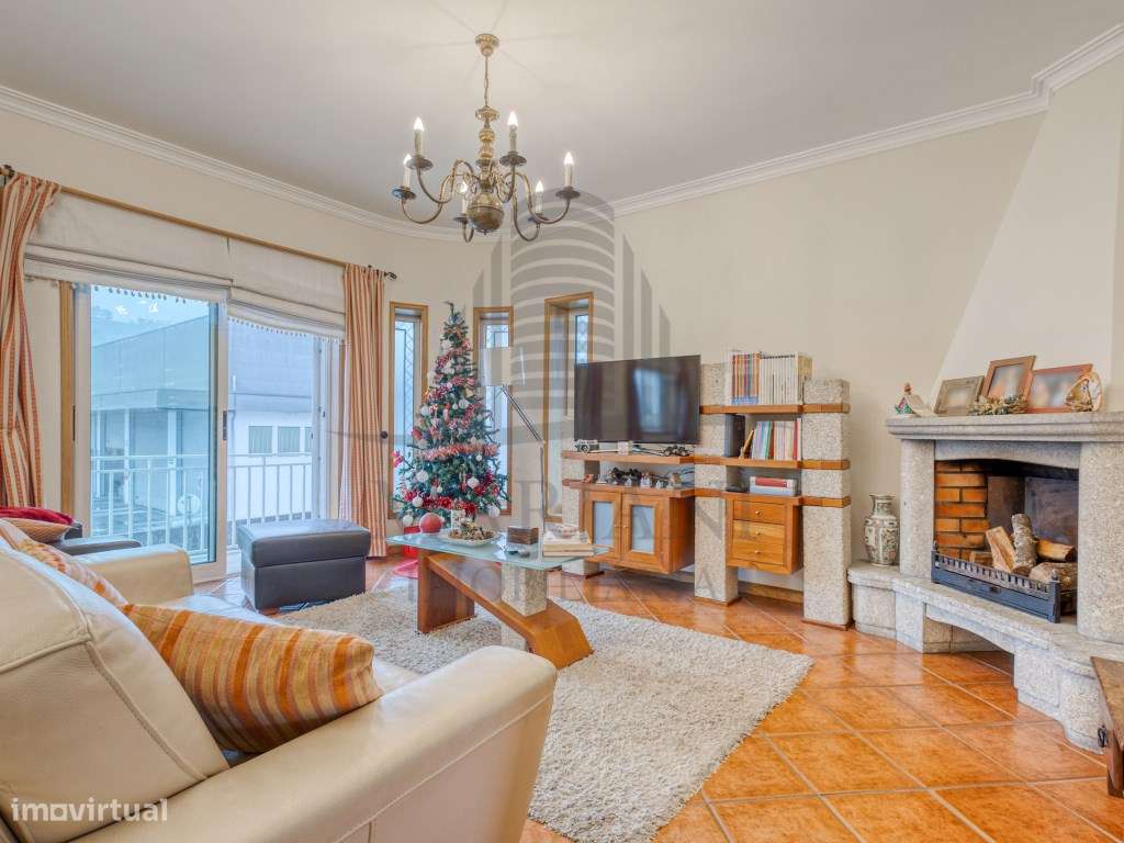 Moradia T4 independente em Valongo-23