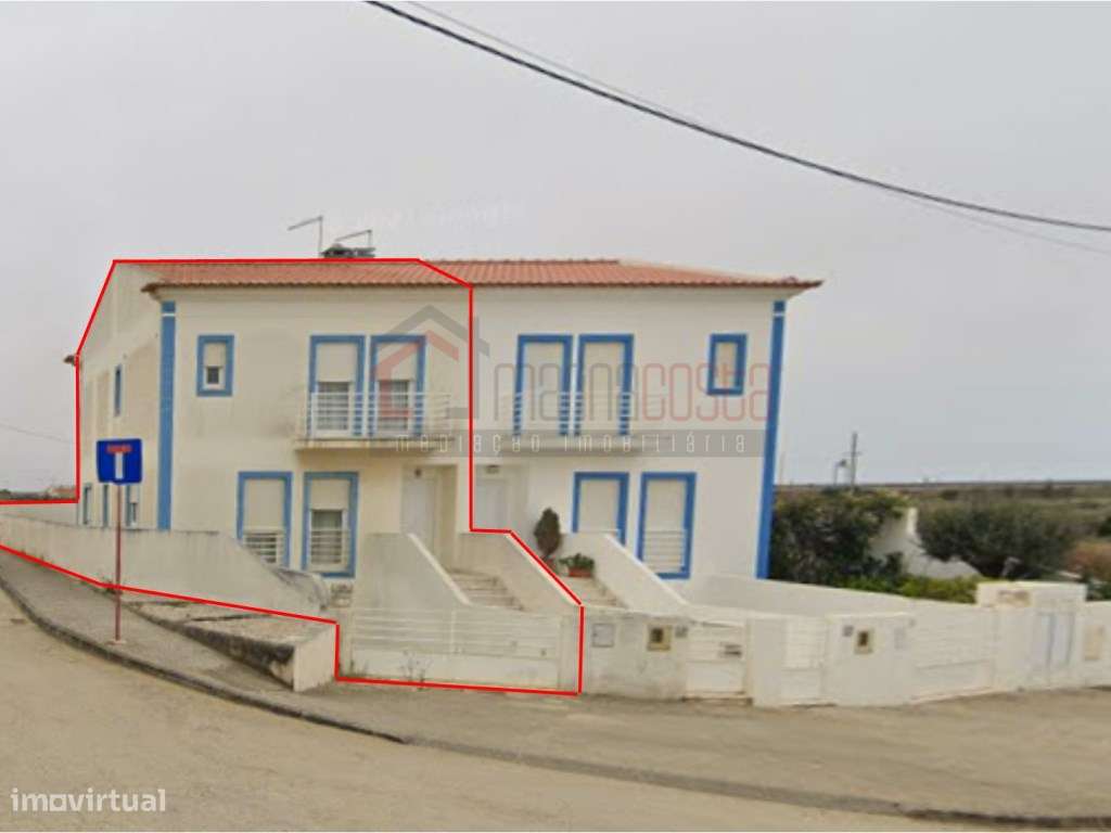 Moradia T3 com Garagem e Logradouro na Atouguia da Baleia-21
