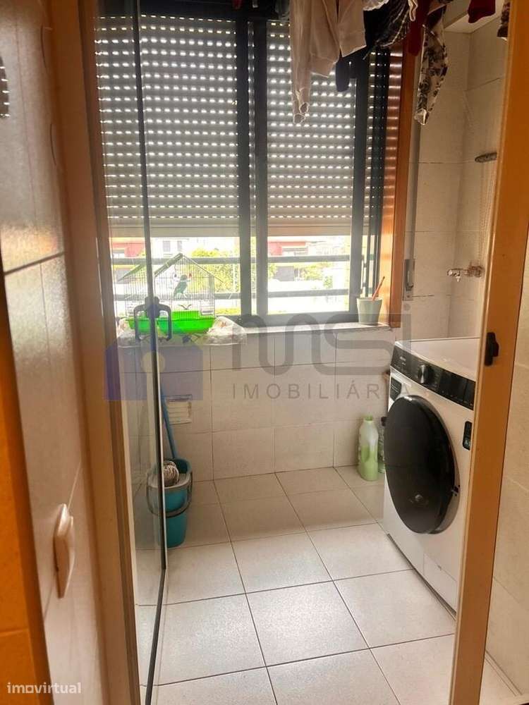 Apartamento T2+1 em Guifões | Garagem e Arrumo-7