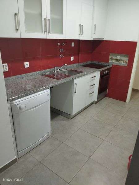 Apartamento T3 em zona central - Grande imagem: 4/8