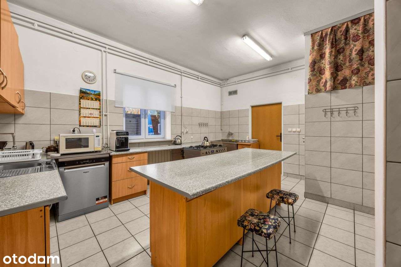 Duży budynek wielofunkcyjny bankiety,wesela,klub-8