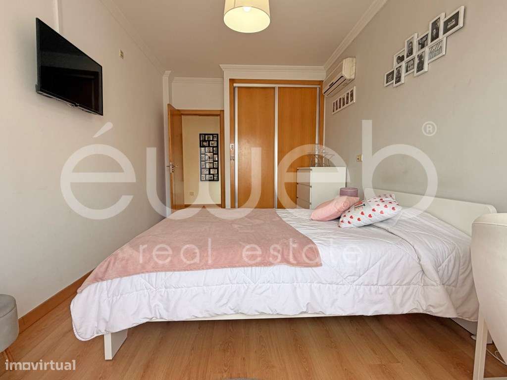 Apartamento T3 com Garagem e Arrecadação, em Aires-21