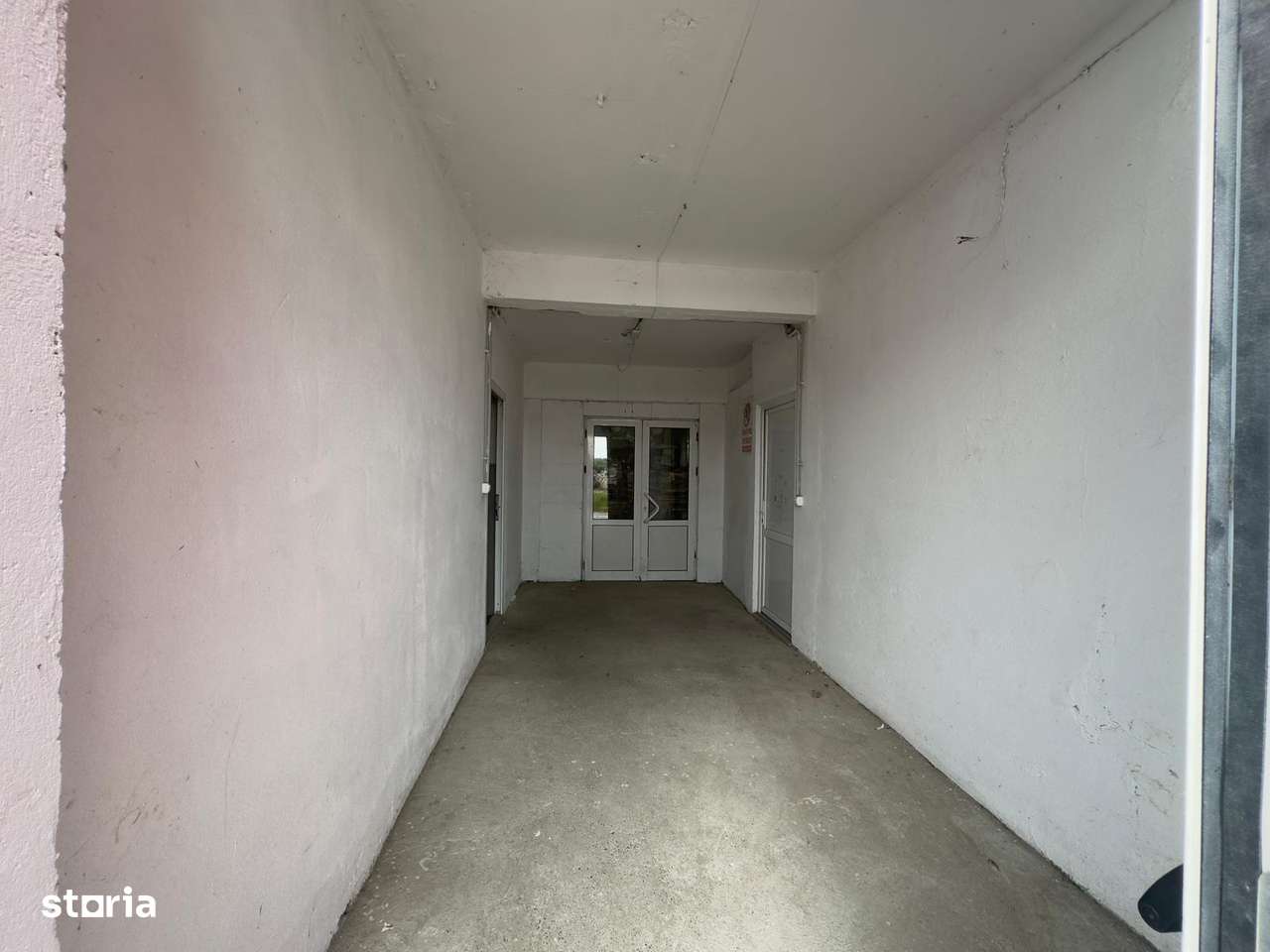 Hala si birouri 213mp renovate, zona Carrefour Felicia - Imagine principală: 5/6