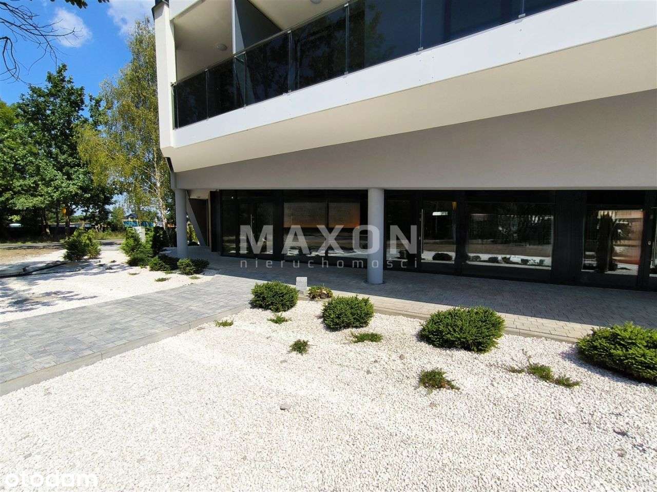 Nowy lokal handlowy / usługowy - Pełny obrazek: 2/8