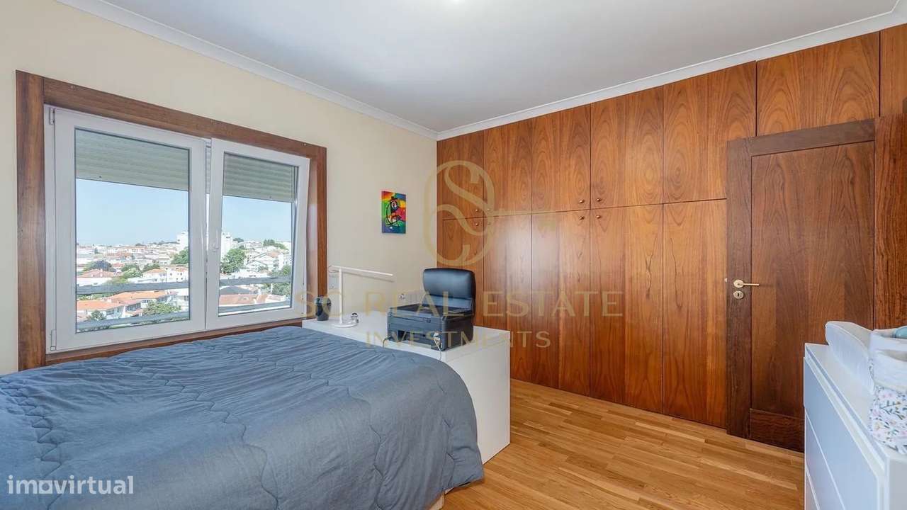 Exclusivo T2 Duplex Recuado, Último Piso, 2 Terraços, Cedofeita-24