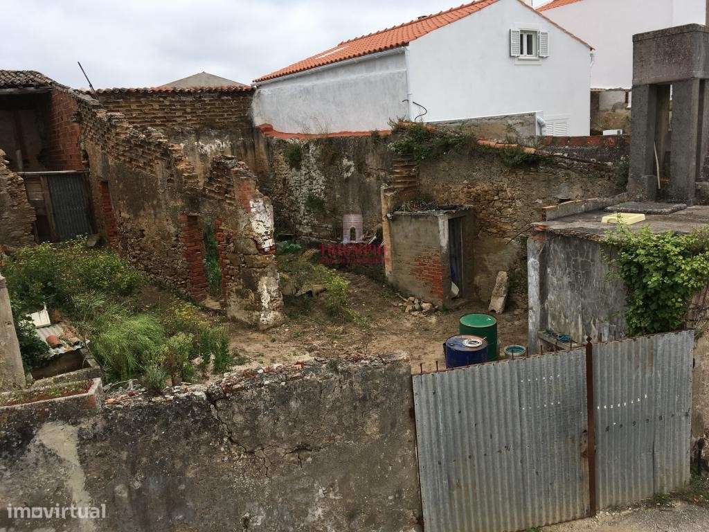 Arelho Casa por Recuperar - Grande imagem: 4/6