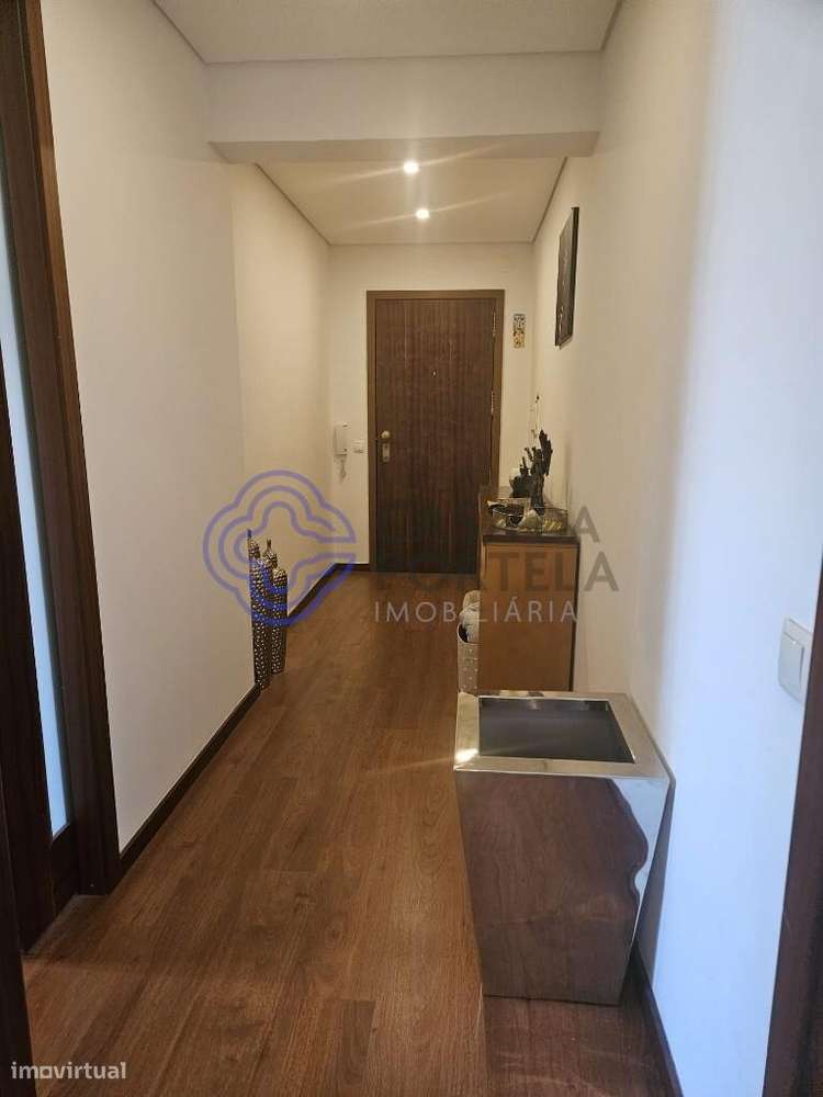 Excelente apartamento T2-20