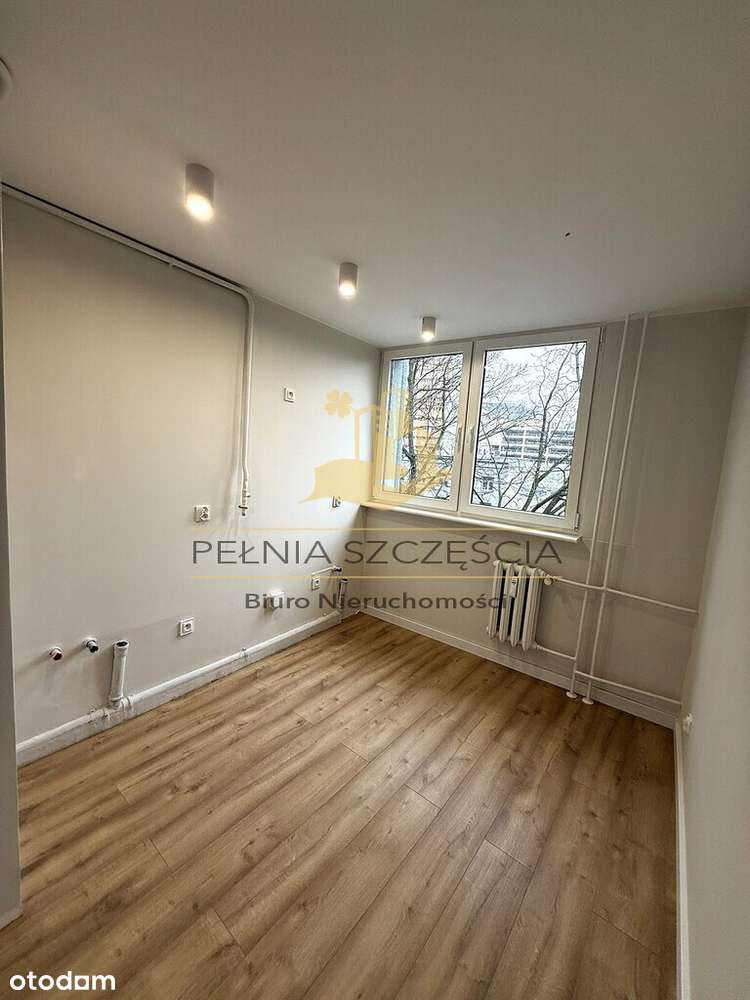 Topowa Lokalizacja ul. Komandorska 2 pok Piwnica-4