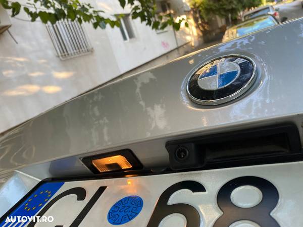 BMW Seria 5 525dA - 17