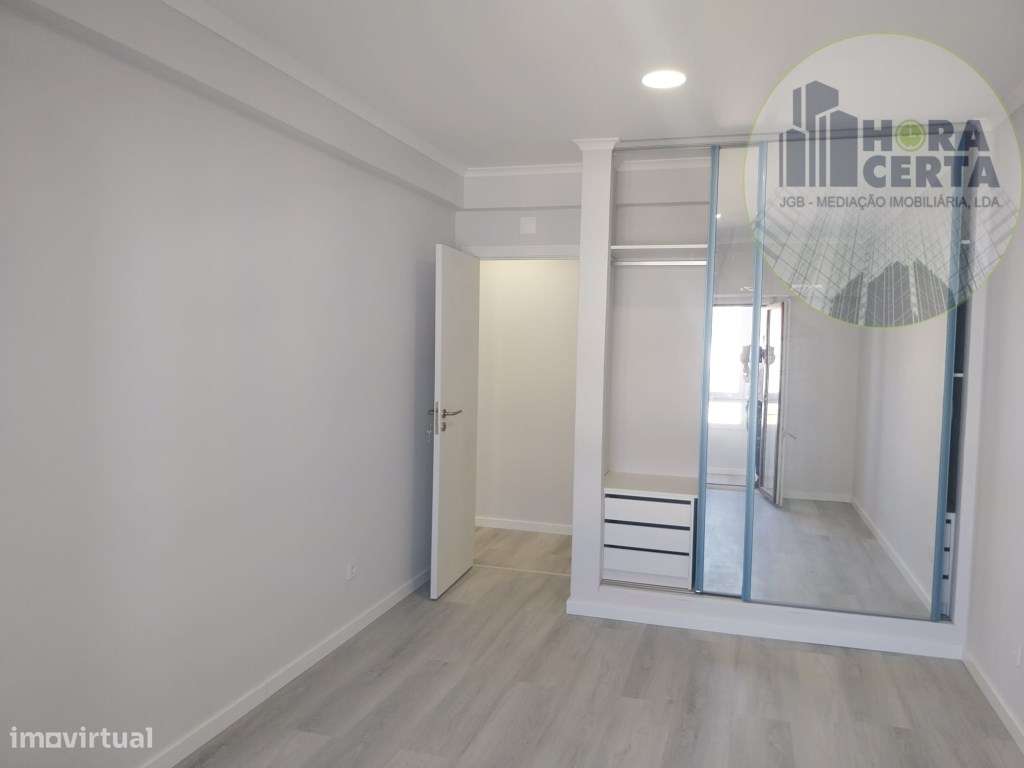 Apartamento T4 em Amora!-13
