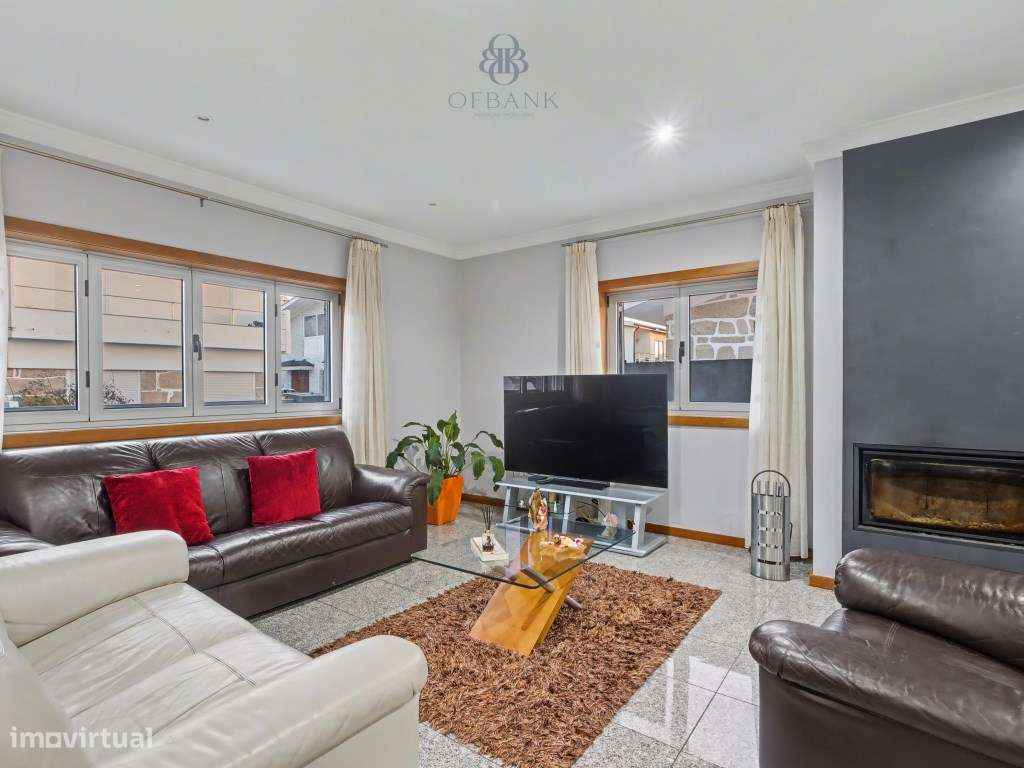 Moradia V3 no Mindelo - Conforto, espaço e eficiência num só lar - Grande imagem: 4/35