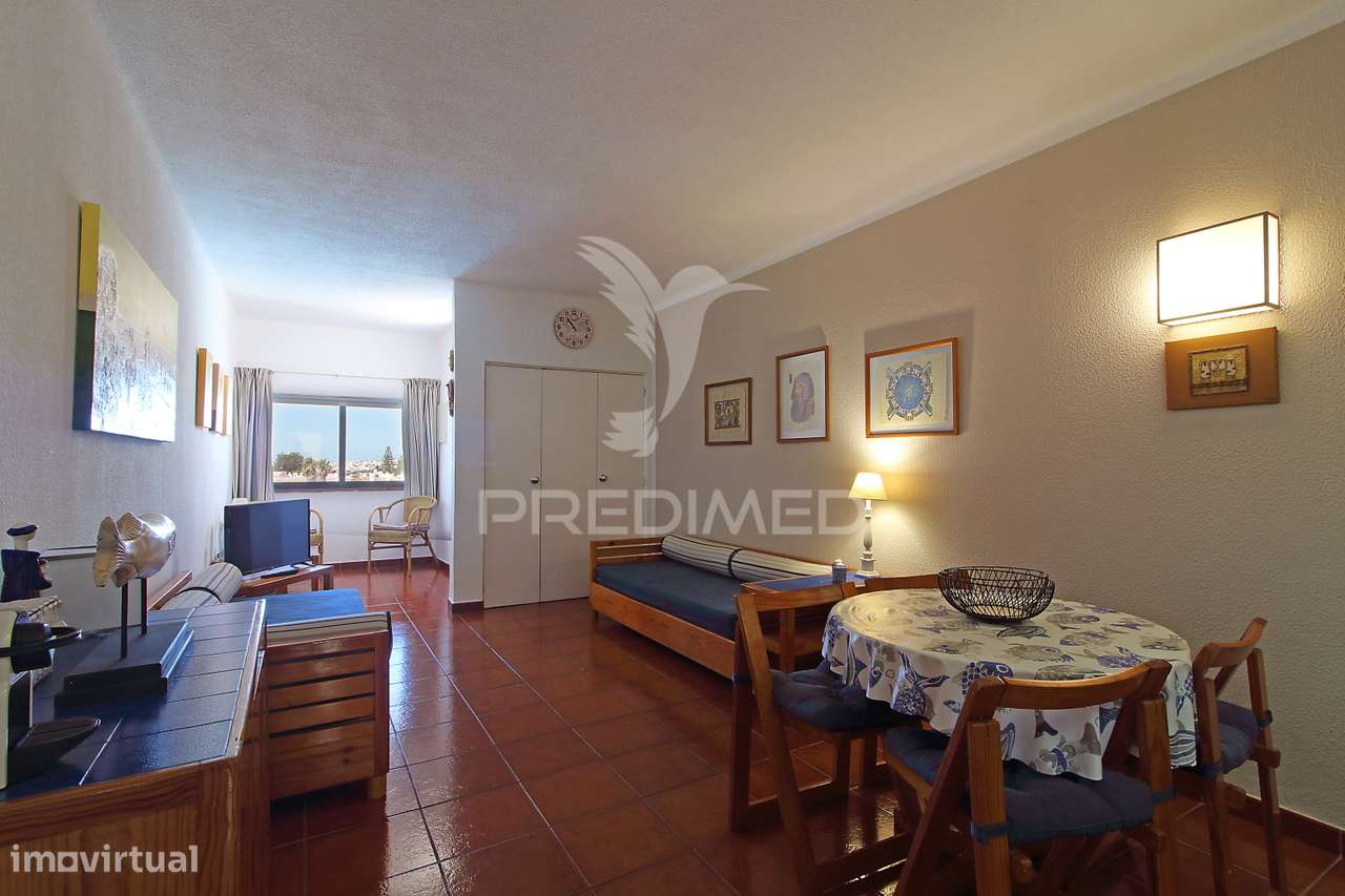 T1 com Vista-Mar no Vila Magna – 5.º Piso com Varanda Solarenga - Grande imagem: 5/16