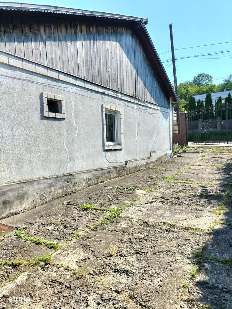 Casa de vanzare | 4 camere  | Strada Cernauti |  Toate utilitatile-3