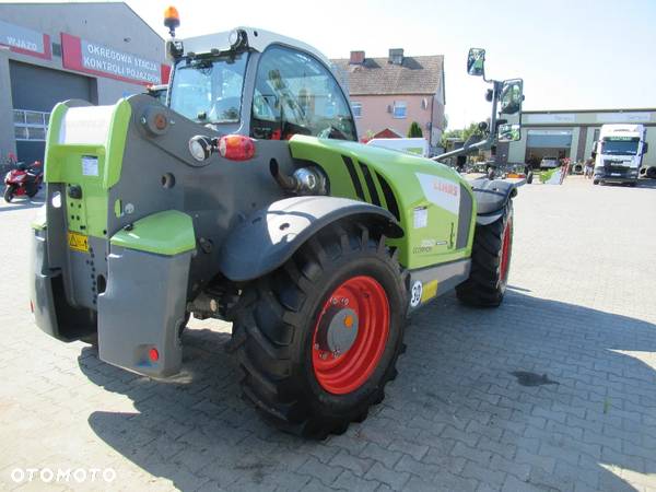 Claas SCORPION 7050 - 9