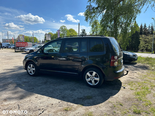 Volkswagen Touran 1.4 TSI United - 10