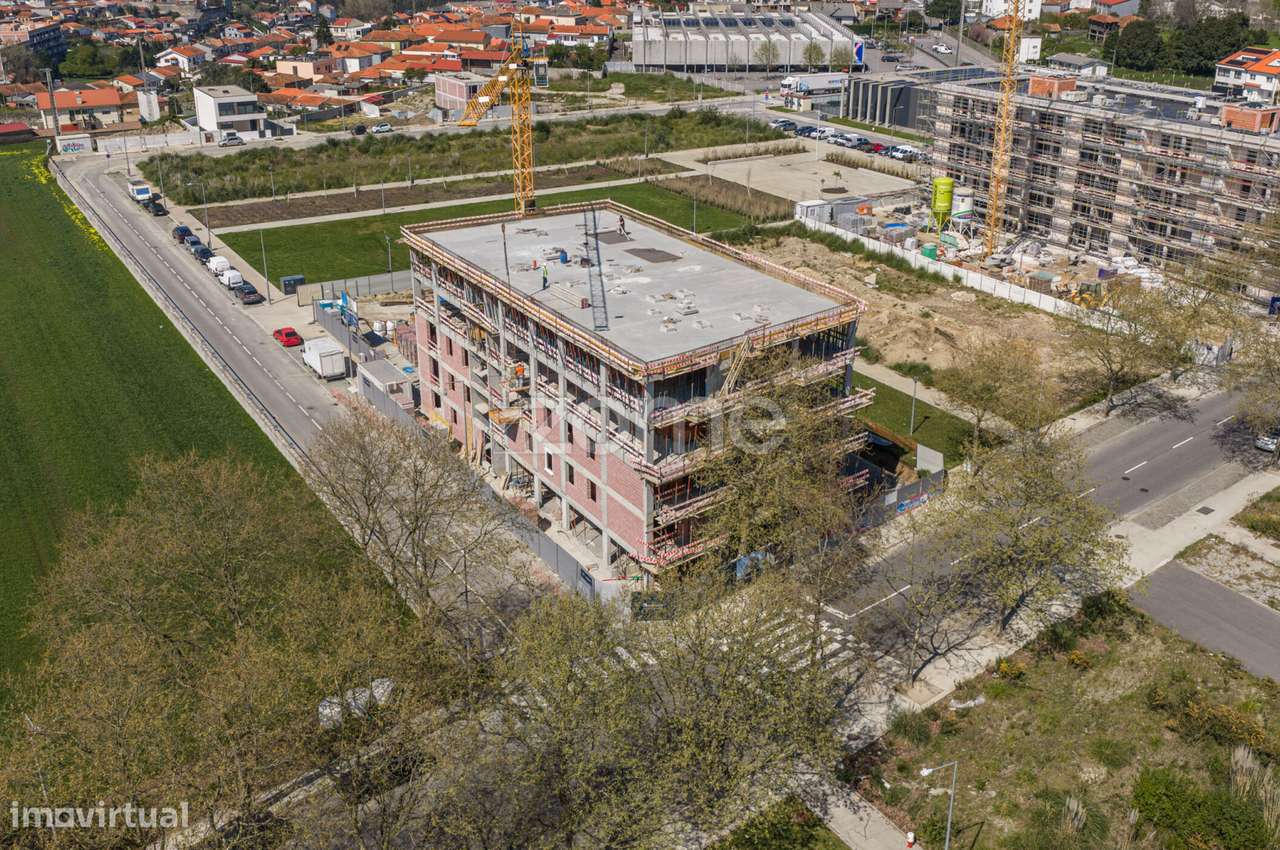 T2 Novo com Varanda e Garagem Um Novo Conceito de Morar Bem - Grande imagem: 4/35