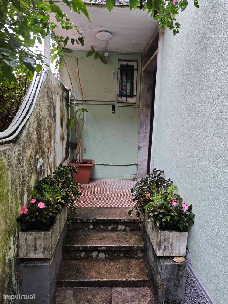 Apartamento em vivenda no centro de Carcavelos - Grande imagem: 2/15