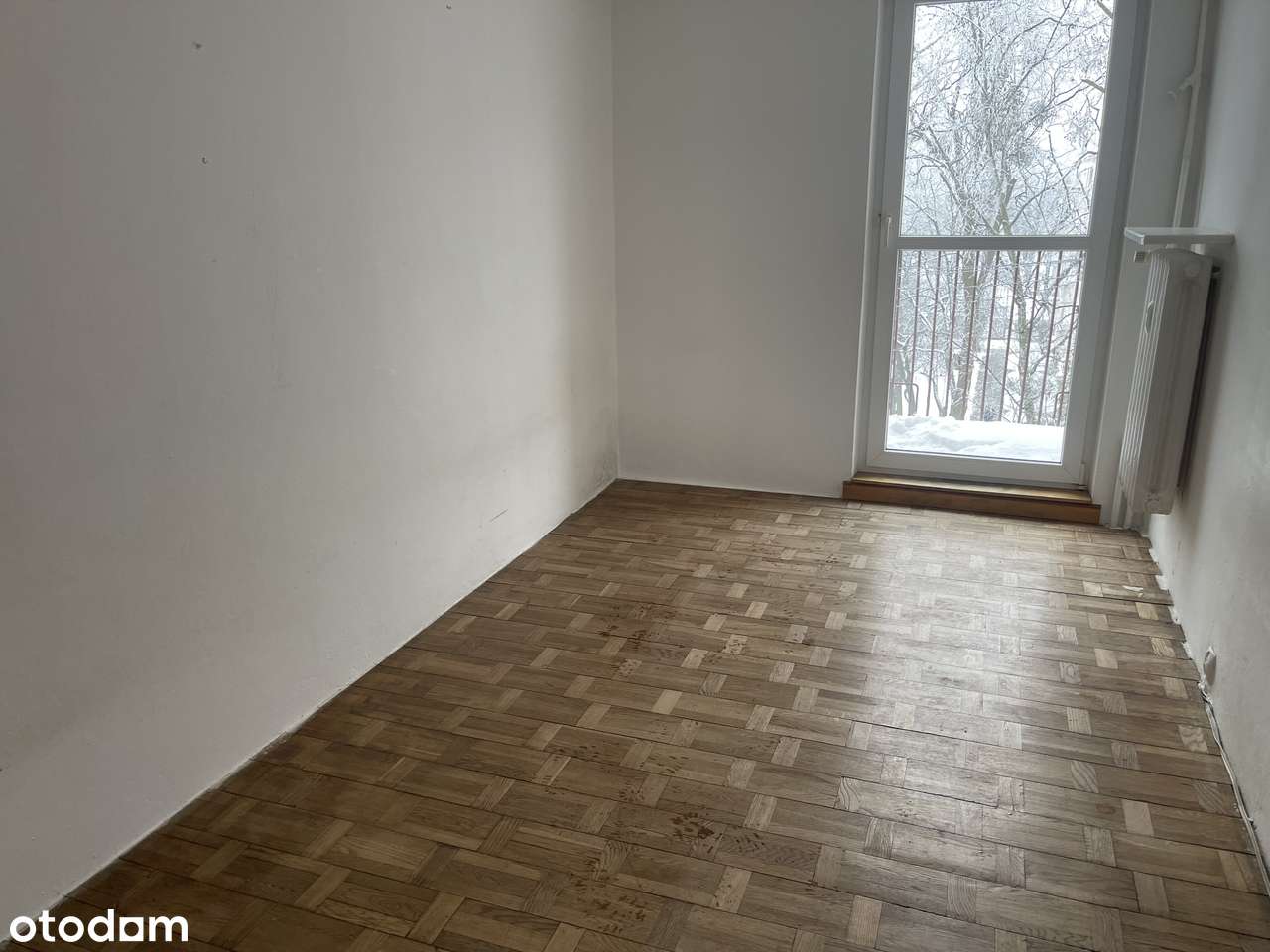 Sprzedam mieszkanie 2-pok-37,5m-do remontu, IVp, balkon, widna kuchnia-3