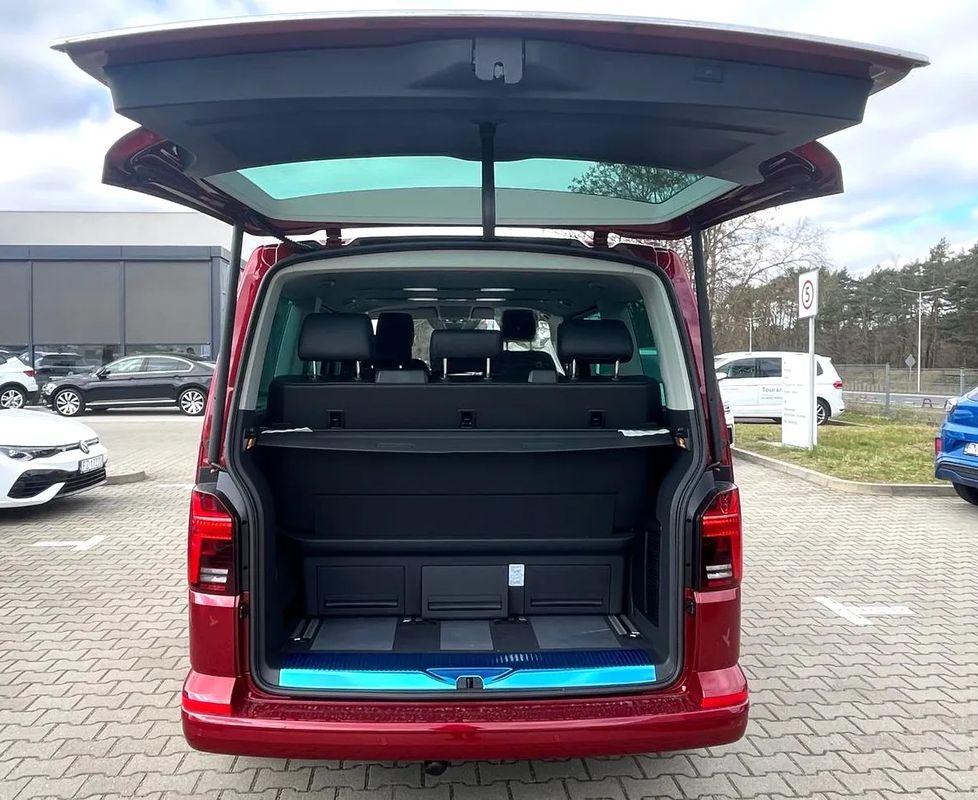 Volkswagen T6.1 Multivan / Highline / 2.0 TDI / 204 KM / DSG