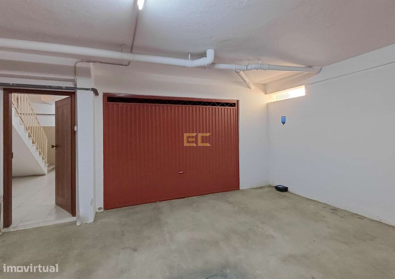 Apartamento T3 com Garagem e Vista Mar - Buarcos!-31