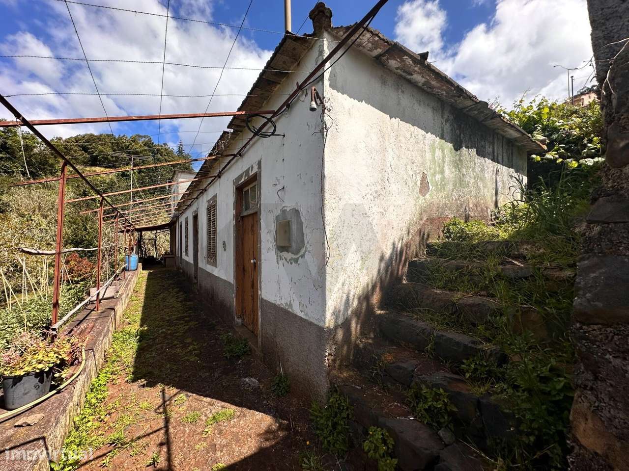 Oportunidade de Investimento em Caniço (Abegoaria): Terreno de 2.324 m-10