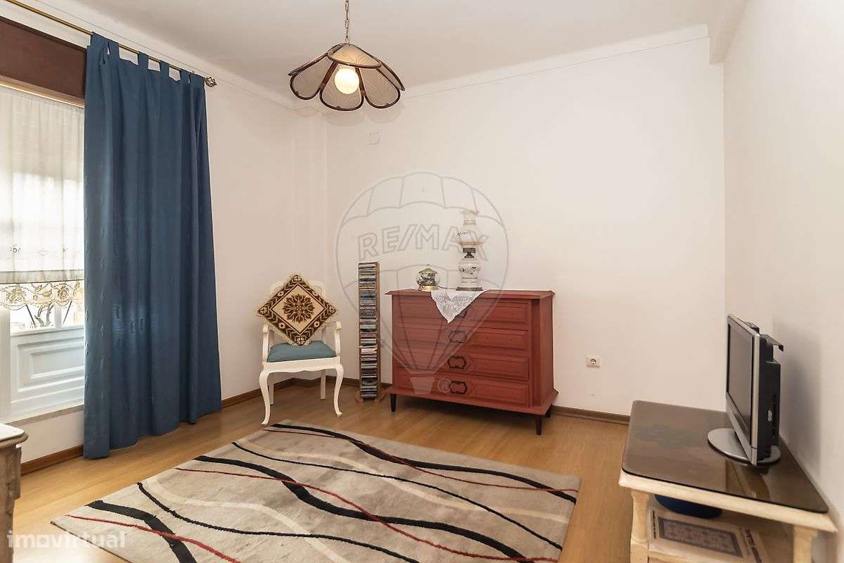 Moradia Geminada T3+2 – Quinta do Conde para venda-9