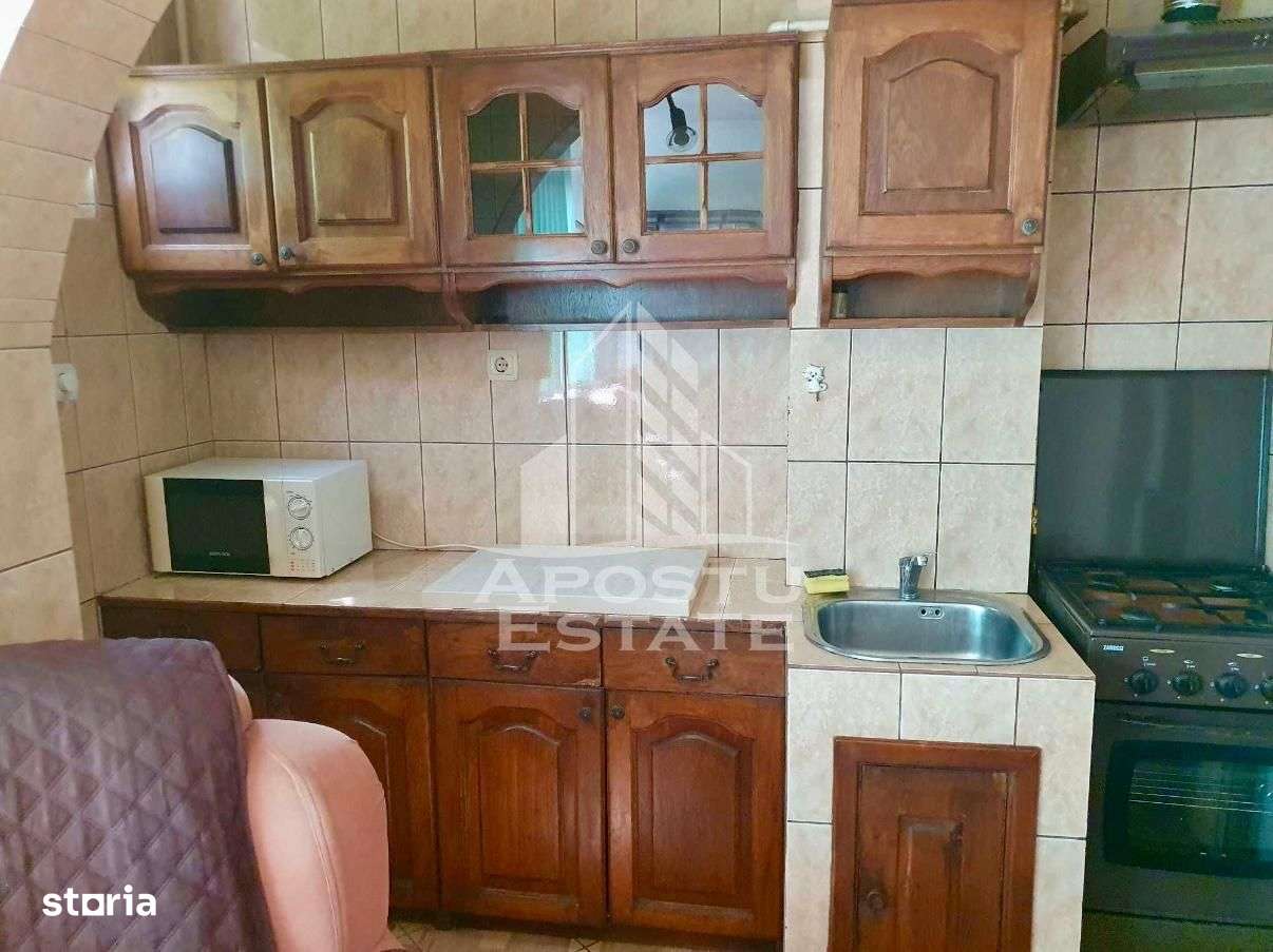 Apartament 3 camere, centrala proprie, zona Circumvalațiunii - Imagine principală: 4/7